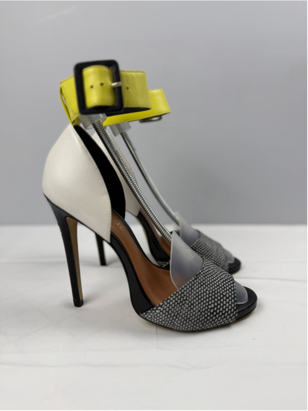 ALDO Areridda Women Heels Sandals peep-toe Black White Yellow Size 9
